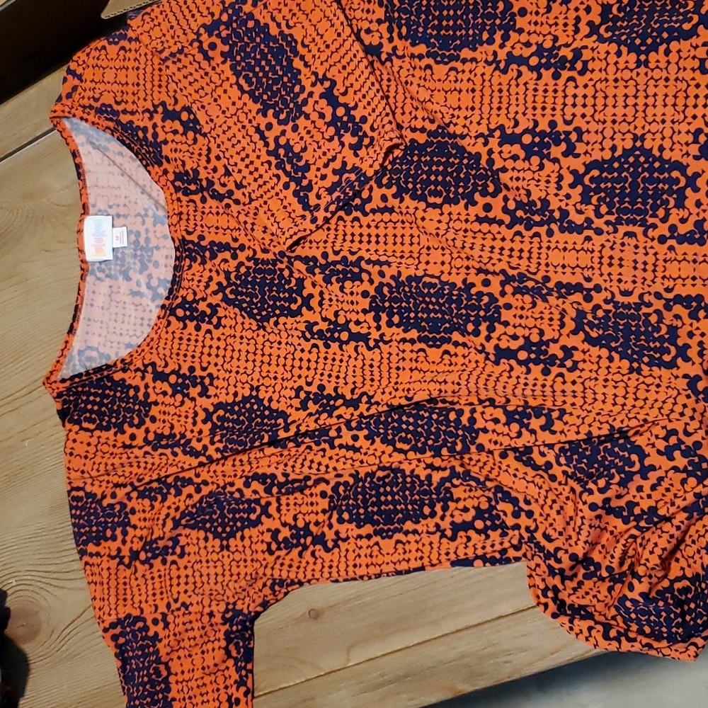LuLaRoe tunic top